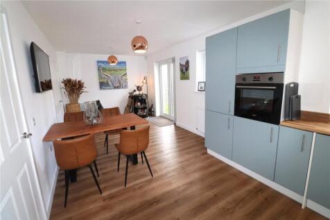 Family/Diner/Kitchen