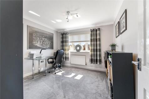 Bedroom/Office