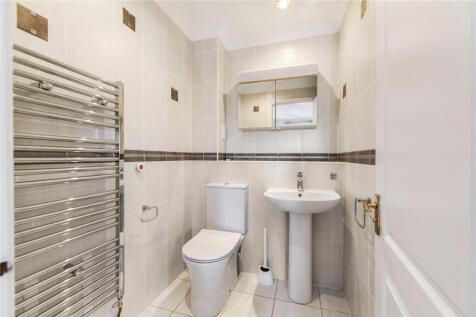 En-Suite Shower
