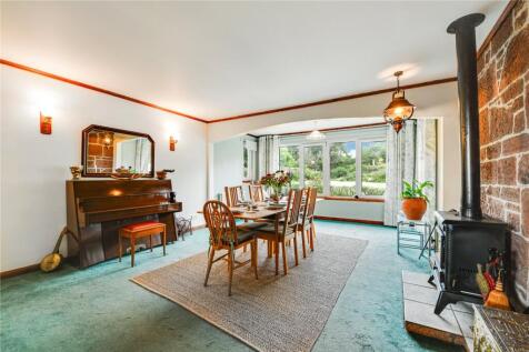 Dining/Family Room