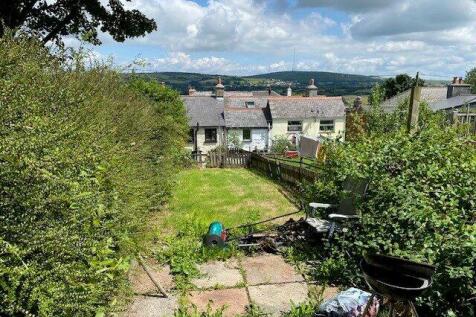 Rear Garden and View