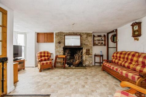 Living / Dining Room