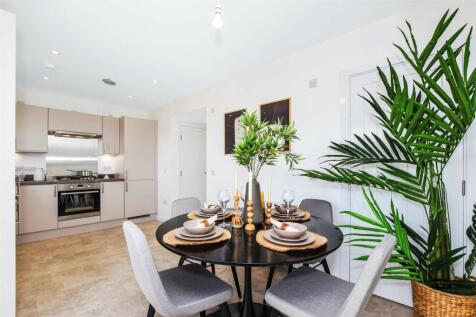Dining/Kitchen