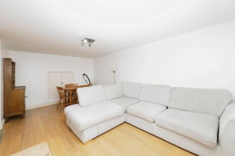 Lounge/Diner Annex