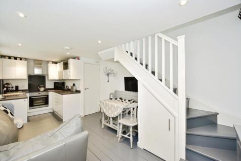 Kitchen/Lounge