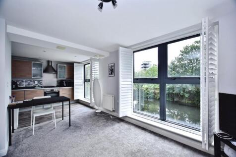 Kitchen/Lounge