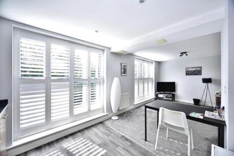 Kitchen/Lounge