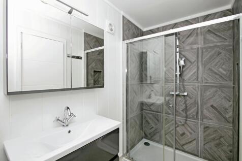 En Suite Shower/Wc