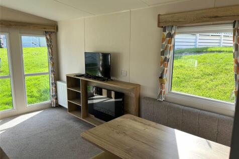 Dining Area/Lounge
