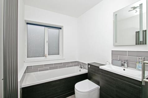 Bath/Shower Room