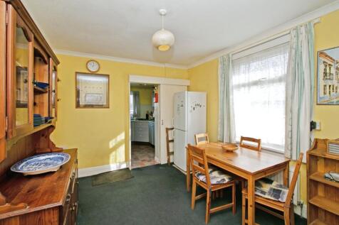 Breakfast Room