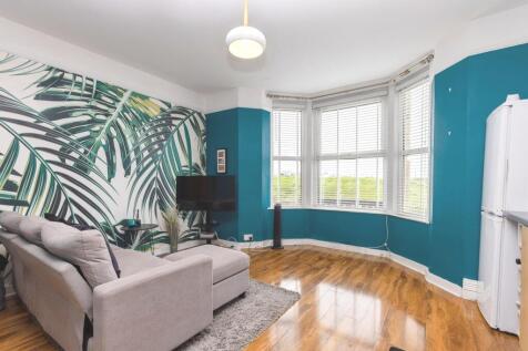 Flat 5 Lounge Area