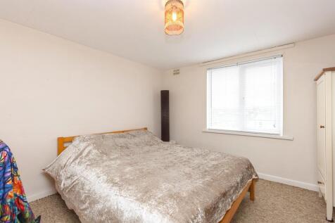 Flat 8 Bedroom 2