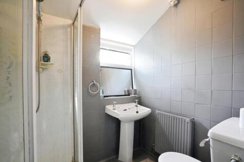 Shower/Cloakroom