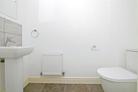 Gf Cloackroom