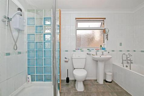 Shower/Bathroom 2