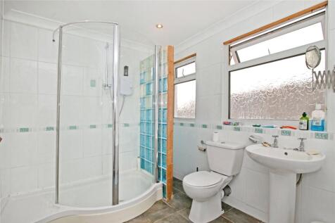 Shower/Bathroom 2