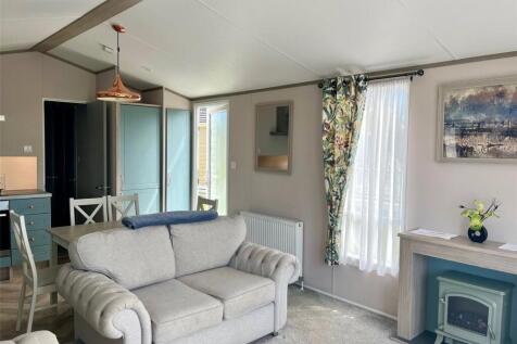 Loung/Kitchen