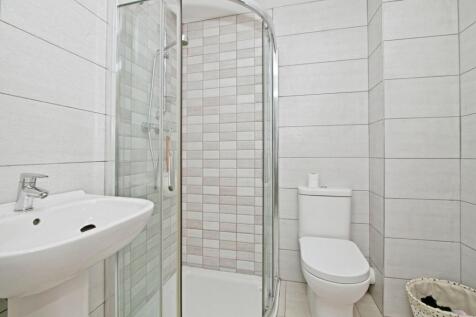 En-Suite Shower