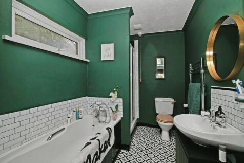 Master En-Suite