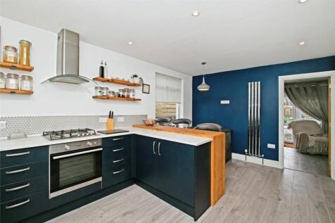 Kitchen/Breakfast Rm