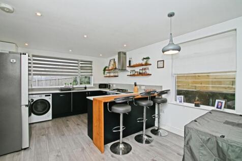 Kitchen/Breakfast Rm