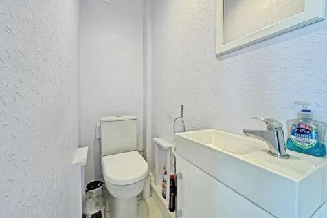Gf Cloakroom