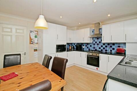 Kitchen/Breakfast Rm