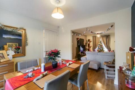 Dining/Lounge