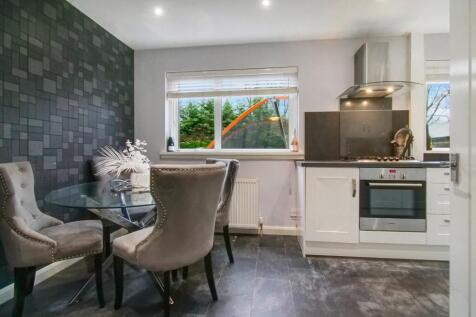 Dining/Kitchen