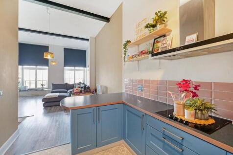 Kitchen/Lounge