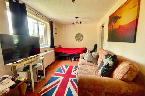 Lounge/Bedroom