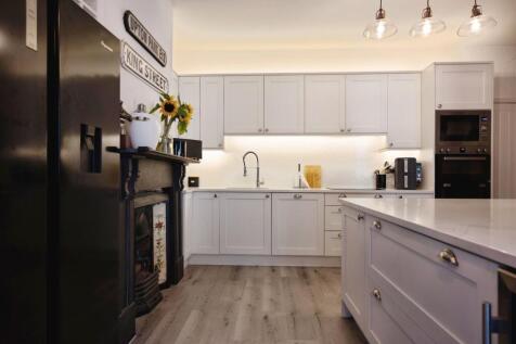 Breakfast Kitchen
