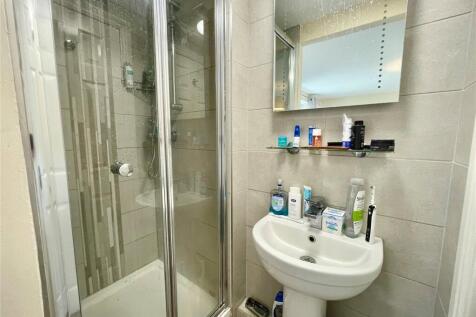Master En-Suite