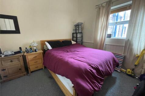 Gff - Bedroom