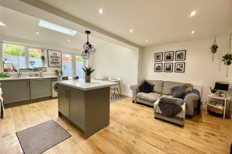 Family Room Kitchen
