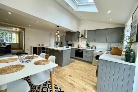 Family Room Kitchen