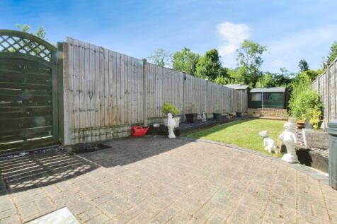 pbox-garden-294314.JPG