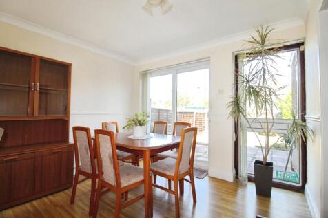 pbox-dining_room-302819.JPG