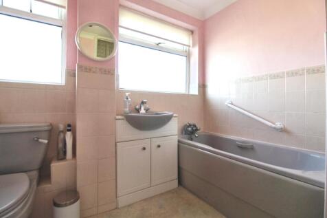 pbox-bathroom-302819.jpg
