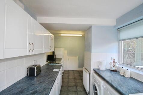 pbox-kitchen-302819.JPG