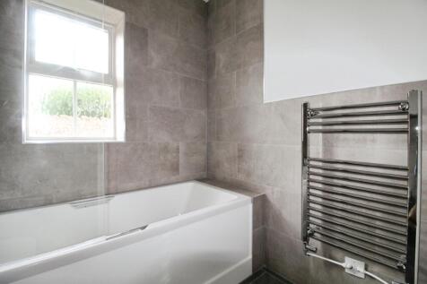 pbox-bathroom-312800.JPG