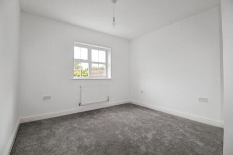 pbox-bedroom-312800.JPG