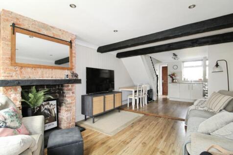 pbox-living_room-314225.JPG