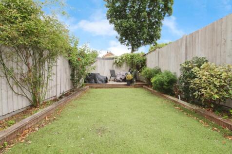 pbox-garden-314225.JPG