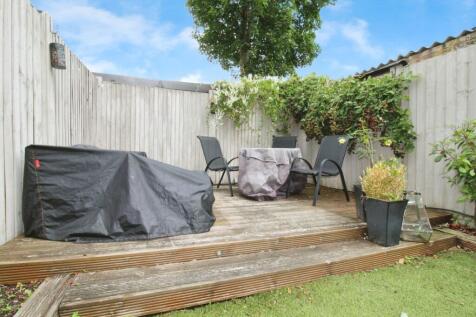 pbox-garden-314225.JPG