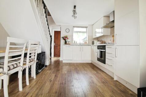 pbox-kitchen-314225.JPG