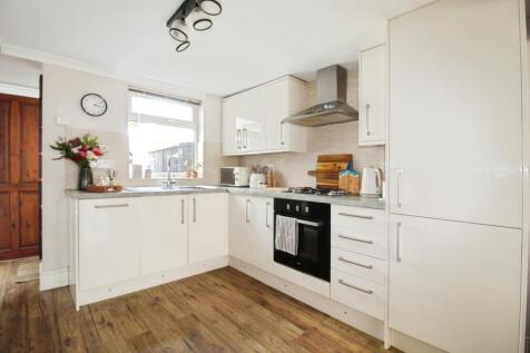 pbox-kitchen-314225.JPG