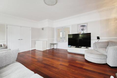 pbox-living_room-313625.JPG