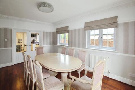 pbox-dining_room-313625.JPG